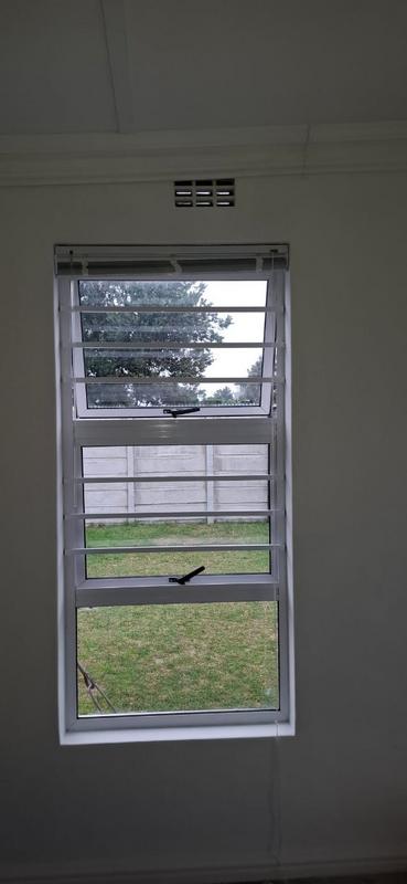 To Let 2 Bedroom Property for Rent in Goodwood Central Western Cape